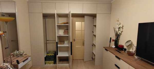 распашной шкаф в Боровлянах